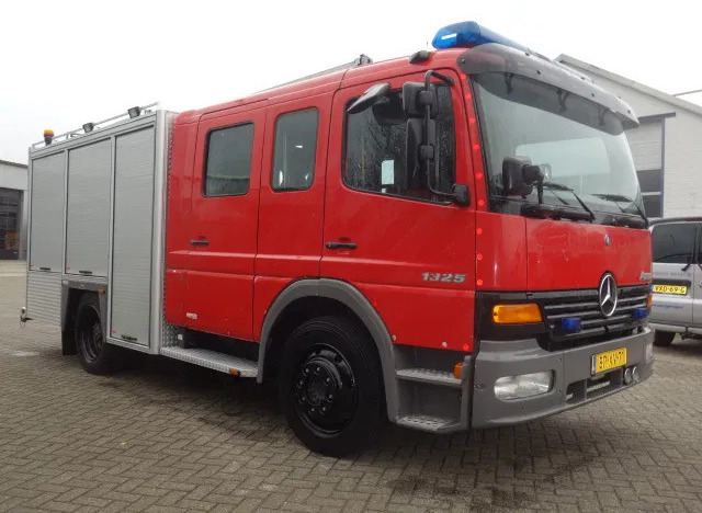 Leasing of Mercedes-Benz 1325 godiva pump bomberos Mercedes-Benz 1325 godiva pump bomberos: picture 6