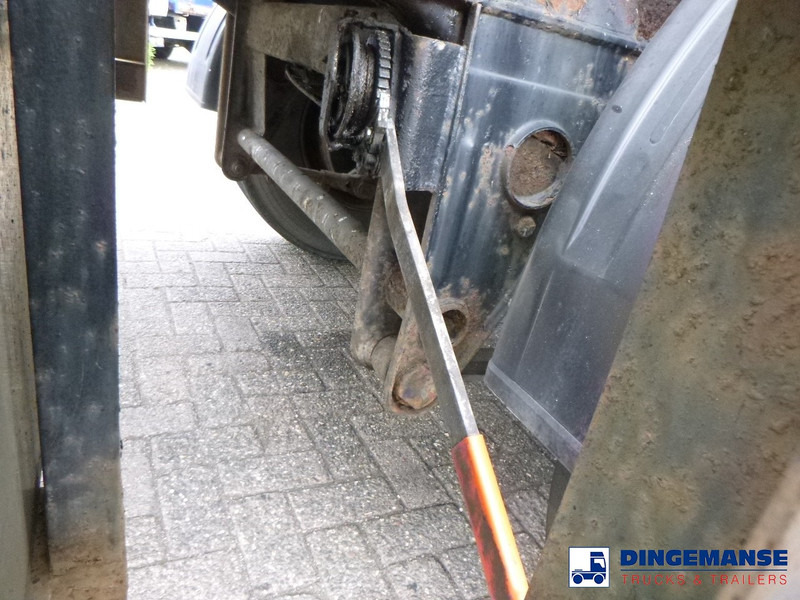 Leasing of Crane Fruehauf Bitumen tank inox 28 m3 / 1 comp Crane Fruehauf Bitumen tank inox 28 m3 / 1 comp: picture 12