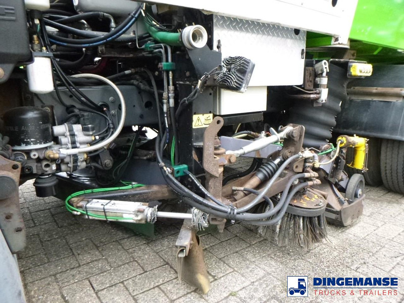 Road sweeper DAF LF 45.180 Scarab Merlin street sweeper 4x2: picture 9 Road sweeper DAF LF 45.180 Scarab Merlin street sweeper 4x2: picture 9