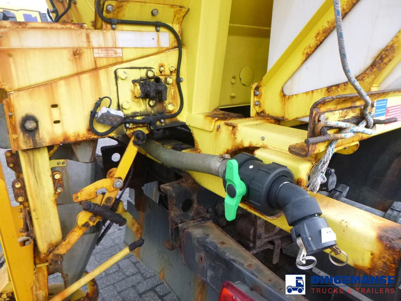 Leasing of DAF LF 55.220 4X2 RHD salt spreader / gritter DAF LF 55.220 4X2 RHD salt spreader / gritter: picture 17 Leasing of DAF LF 55.220 4X2 RHD salt spreader / gritter DAF LF 55.220 4X2 RHD salt spreader / gritter: picture 17