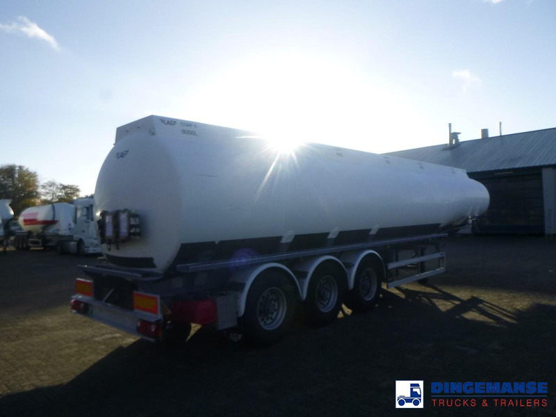 LAG Fuel tank alu 44.4 m3 / 6 comp + pump - Tank semi-trailer: picture 4 LAG Fuel tank alu 44.4 m3 / 6 comp + pump - Tank semi-trailer: picture 4