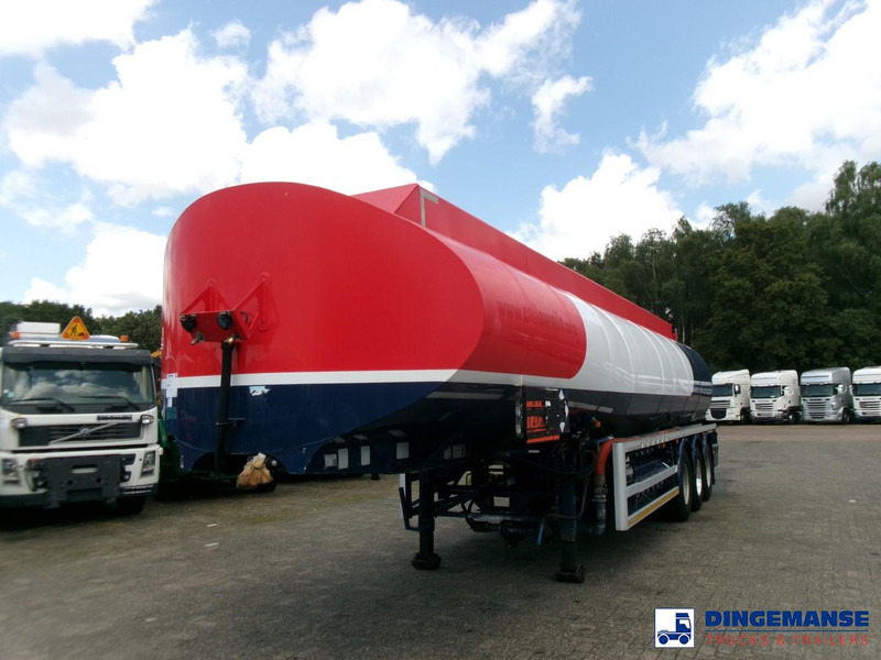 Lakeland Fuel tank alu 42.8 m3 / 6 comp + pump - Tank semi-trailer: picture 1 Lakeland Fuel tank alu 42.8 m3 / 6 comp + pump - Tank semi-trailer: picture 1