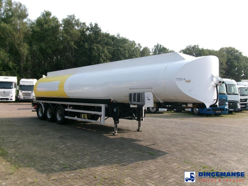 Lakeland Fuel tank alu 43 m3 / 6 comp - Tank semi-trailer: picture 2 Lakeland Fuel tank alu 43 m3 / 6 comp - Tank semi-trailer: picture 2