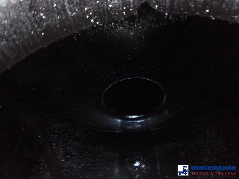 Tank semi-trailer MAISONNEUVE Bitumen tank inox 34.9 m3 / 1 comp: picture 16 Tank semi-trailer MAISONNEUVE Bitumen tank inox 34.9 m3 / 1 comp: picture 16