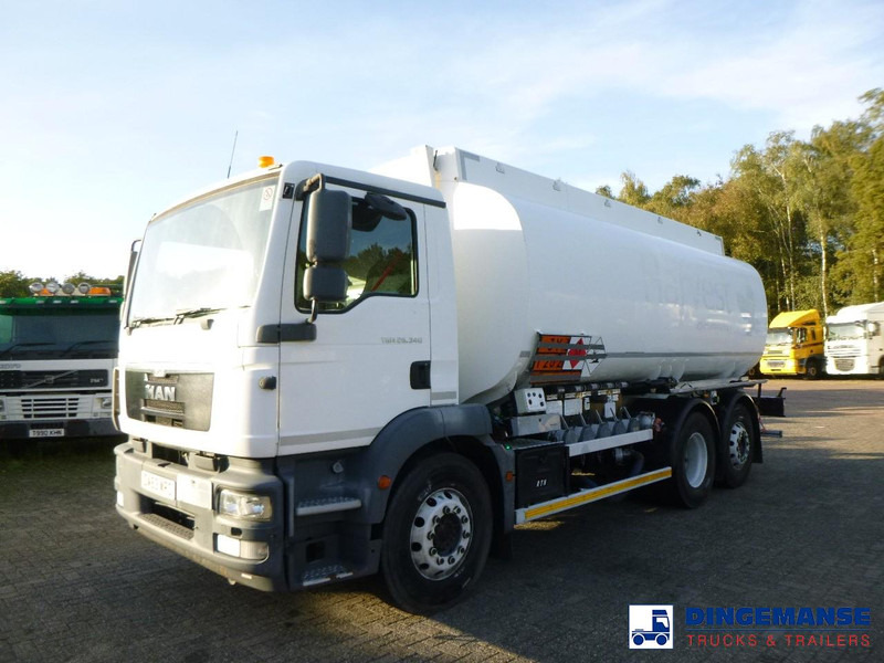 MAN TGM 26.340 6X2 RHD fuel tank 21 m3 / 5 comp - Tank truck: picture 1 MAN TGM 26.340 6X2 RHD fuel tank 21 m3 / 5 comp - Tank truck: picture 1