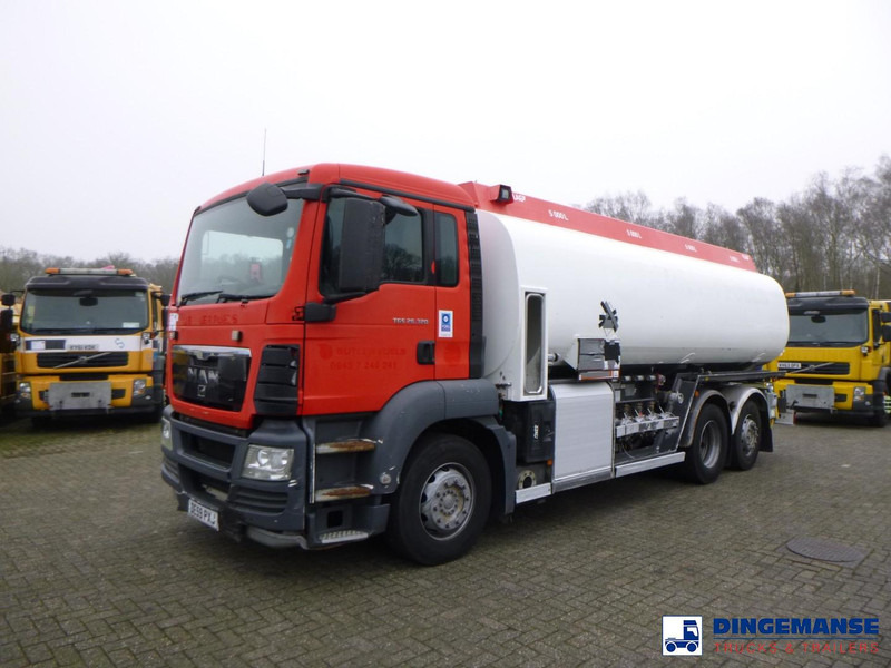 MAN TGS 26.320 6X2 RHD fuel tank 20 m3 / 4 comp - Tank truck: picture 1 MAN TGS 26.320 6X2 RHD fuel tank 20 m3 / 4 comp - Tank truck: picture 1