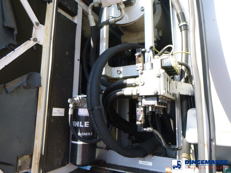 Leasing of Mercedes-Benz Actros 3344 6x4 Saugbagger / vacuum excavator Mercedes-Benz Actros 3344 6x4 Saugbagger / vacuum excavator: picture 20