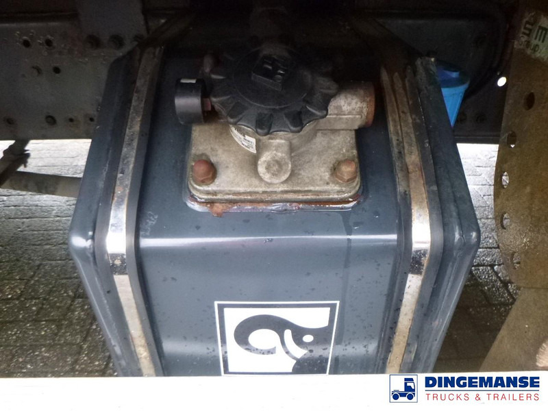 Leasing of Renault Premium 380 dxi 6x2 RHD + Hiab XS122 Duo Renault Premium 380 dxi 6x2 RHD + Hiab XS122 Duo: picture 15 Leasing of Renault Premium 380 dxi 6x2 RHD + Hiab XS122 Duo Renault Premium 380 dxi 6x2 RHD + Hiab XS122 Duo: picture 15