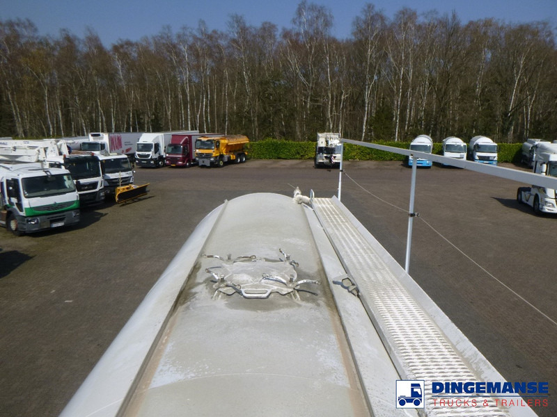 Tank semi-trailer SPITZER Powder tank alu 37 m3: picture 16 Tank semi-trailer SPITZER Powder tank alu 37 m3: picture 16