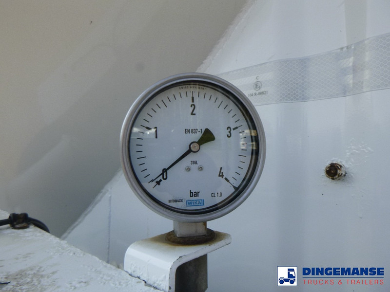 Tank semi-trailer SPITZER Powder tank alu 37 m3: picture 10 Tank semi-trailer SPITZER Powder tank alu 37 m3: picture 10