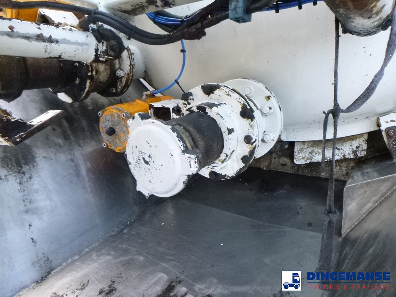 Leasing of Scania P124-420 6x2 vacuum tank 10.5 m3 Scania P124-420 6x2 vacuum tank 10.5 m3: picture 19