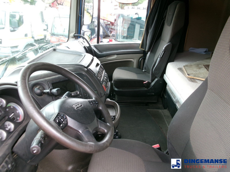 Interior photo 1: Leasing of DAF XF 105.510 6X4 manual gearbox + hydraulics DAF XF 105.510 6X4 manual gearbox + hydraulics