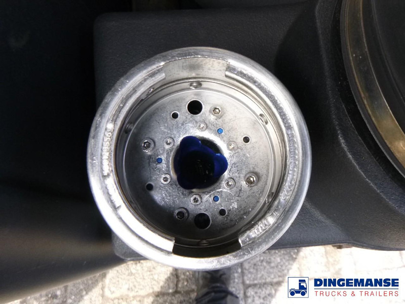 Leasing of Iveco AS440STX/P 6x2 RHD EEV Iveco AS440STX/P 6x2 RHD EEV: picture 18 Leasing of Iveco AS440STX/P 6x2 RHD EEV Iveco AS440STX/P 6x2 RHD EEV: picture 18