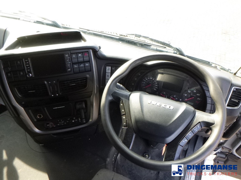 Interior photo 1: Tractor unit Iveco AS440STX/P 6x2 RHD EEV