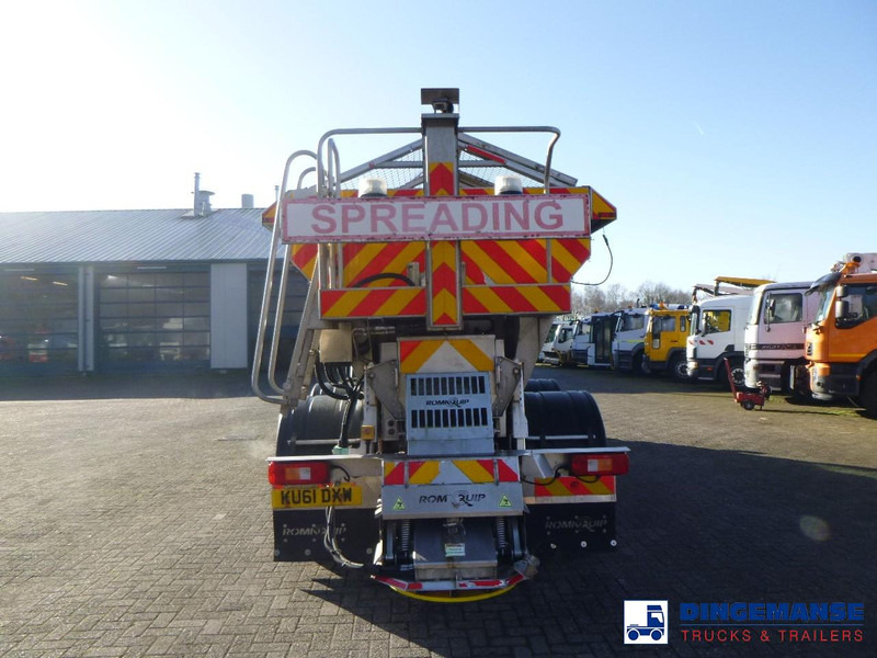 Volvo FE 340 6x4 RHD salt spreader / gritter - Snow removal vehicle: picture 5 Volvo FE 340 6x4 RHD salt spreader / gritter - Snow removal vehicle: picture 5