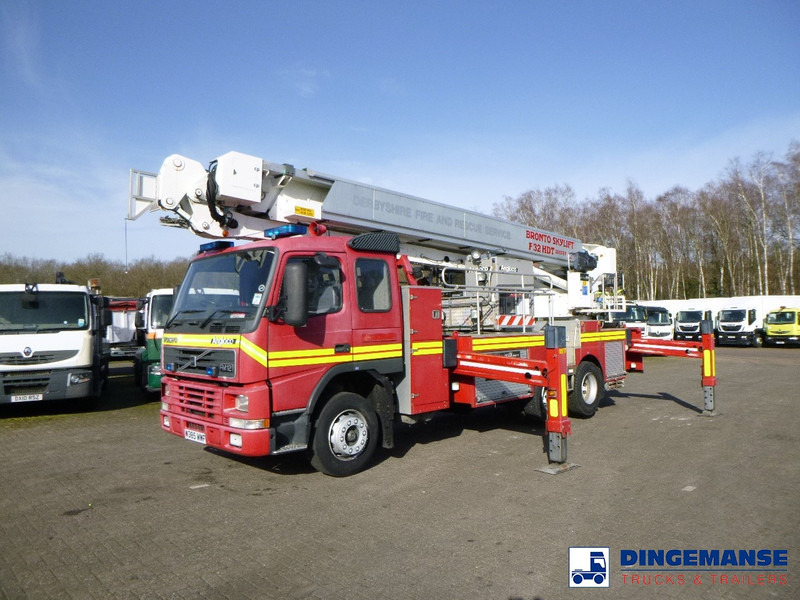 Leasing of Volvo FM12 6x4 RHD Bronto Skylift F32HDT Angloco fire truck Volvo FM12 6x4 RHD Bronto Skylift F32HDT Angloco fire truck: picture 6