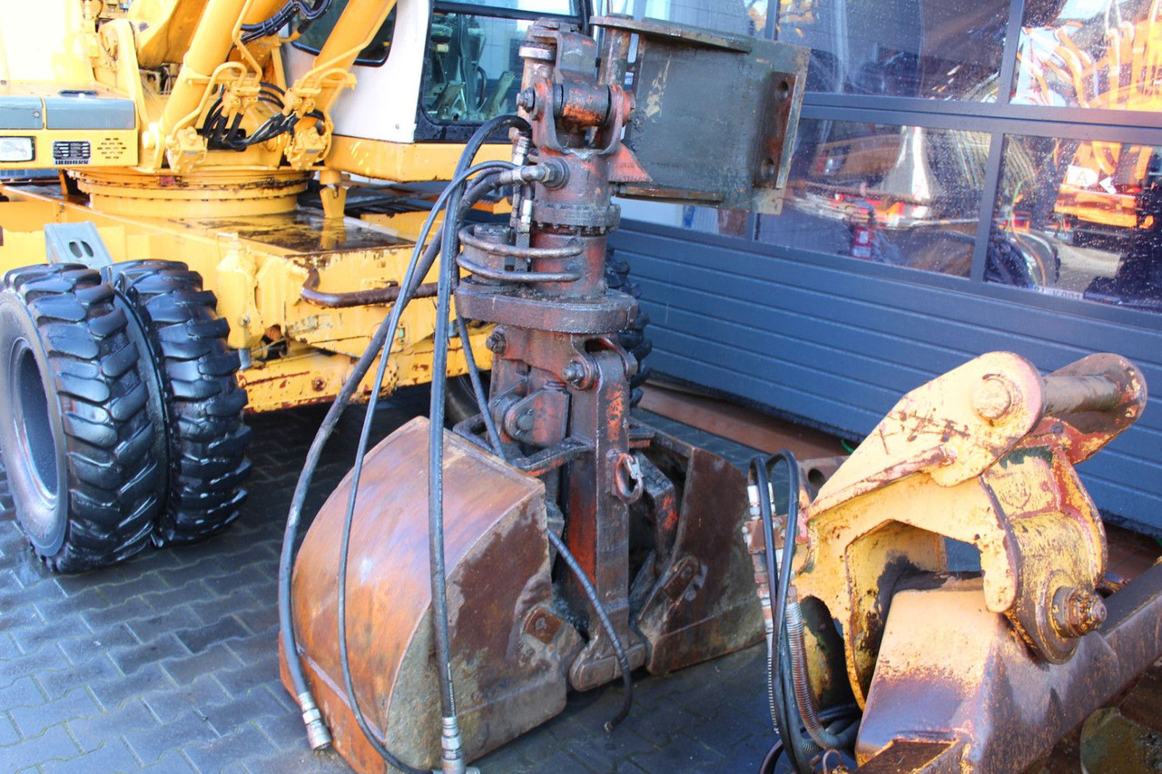 Liebherr diverse Schaufeln und Zubehör Liebherr - Bucket for Construction machinery: picture 5 Liebherr diverse Schaufeln und Zubehör Liebherr - Bucket for Construction machinery: picture 5