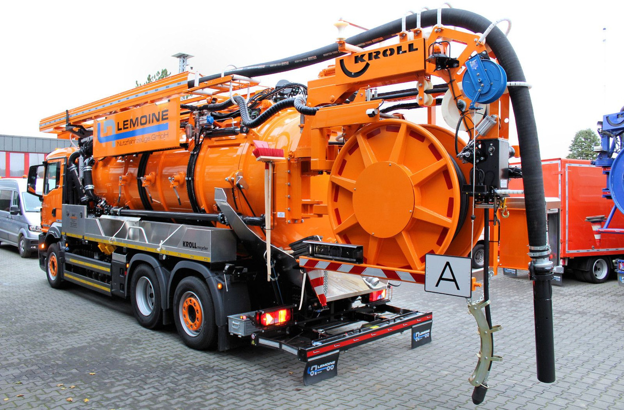 Vacuum truck MAN TGS 26.480 6x2 Kroll 13m³ WRG Wasserrückgewinner: picture 6 Vacuum truck MAN TGS 26.480 6x2 Kroll 13m³ WRG Wasserrückgewinner: picture 6