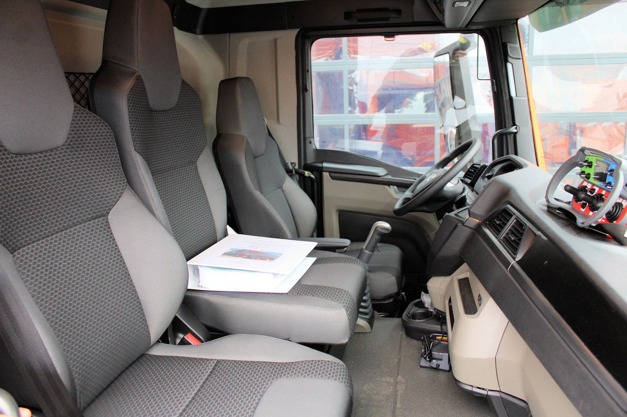 Vacuum truck MAN TGS 26.480 6x2 Kroll 13m³ WRG Wasserrückgewinner: picture 20 Vacuum truck MAN TGS 26.480 6x2 Kroll 13m³ WRG Wasserrückgewinner: picture 20