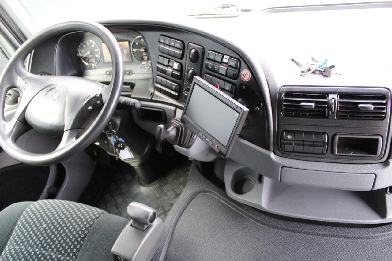 Leasing of  Mercedes-Benz Actros 2844 6x2 Müller 10m³ Canalmaster WRG Mercedes-Benz Actros 2844 6x2 Müller 10m³ Canalmaster WRG: picture 18