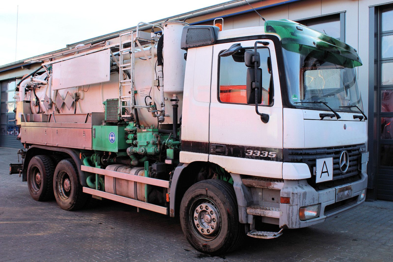 Mercedes-Benz Actros 3335 6x4 Kroll 13m³ HD-Kombi ADR/GGVS V2A - Vacuum truck: picture 1 Mercedes-Benz Actros 3335 6x4 Kroll 13m³ HD-Kombi ADR/GGVS V2A - Vacuum truck: picture 1
