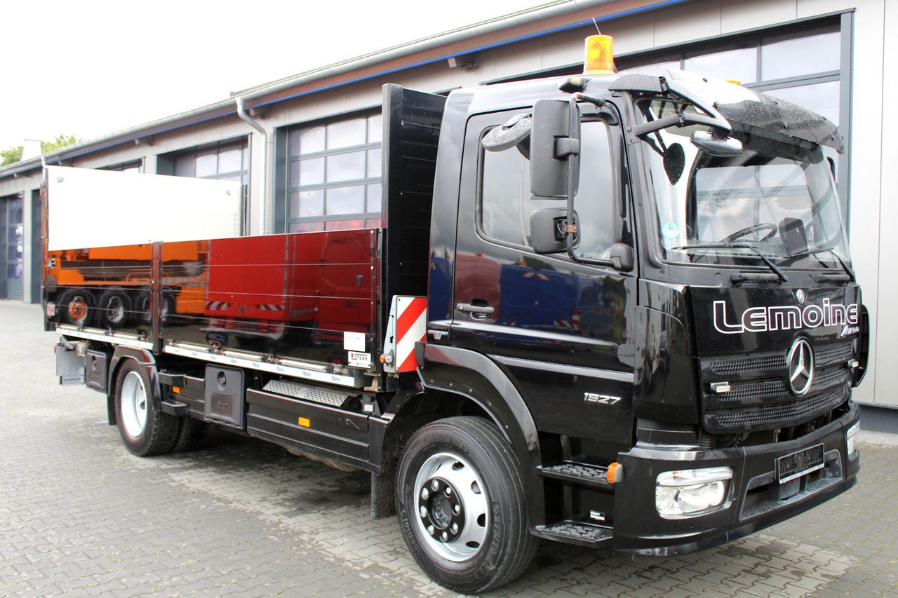 Mercedes-Benz Atego 1527 4x2 Pritsche + Ladebordwand - Dropside/ Flatbed truck: picture 1 Mercedes-Benz Atego 1527 4x2 Pritsche + Ladebordwand - Dropside/ Flatbed truck: picture 1