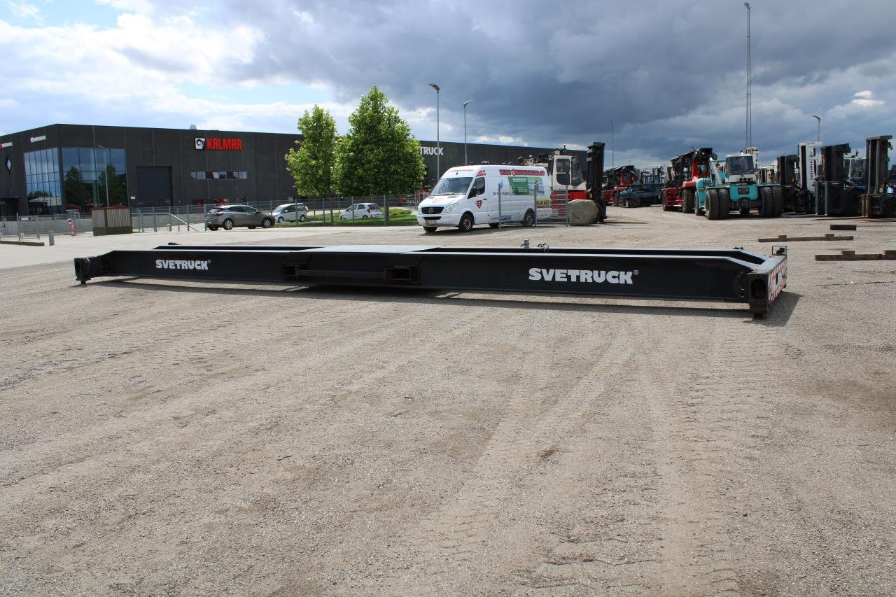 ELME 340 - Port equipment: picture 1 ELME 340 - Port equipment: picture 1