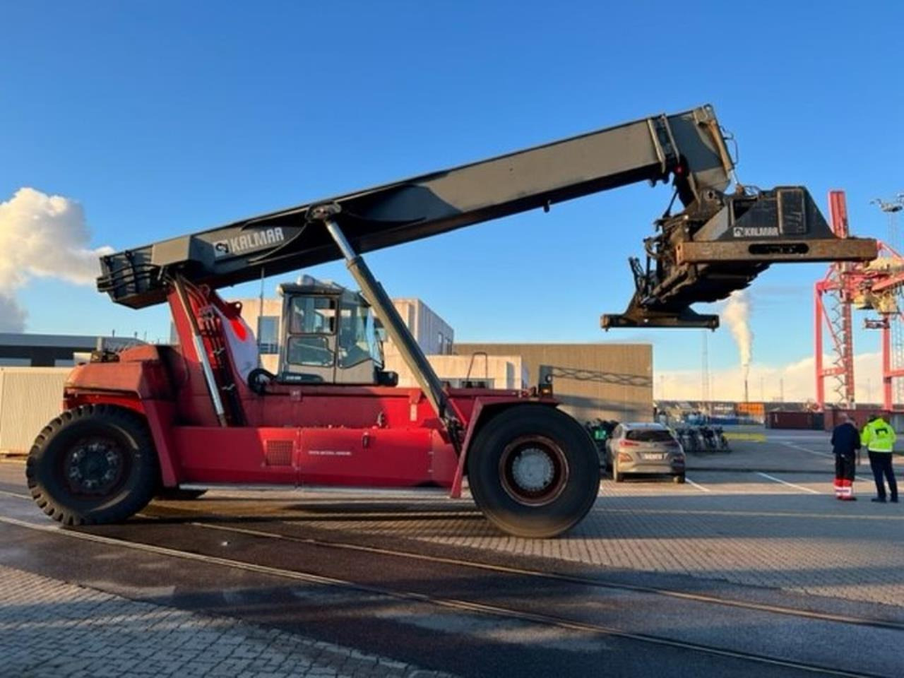 Reach stacker Kalmar DRF450-65S6X: picture 1