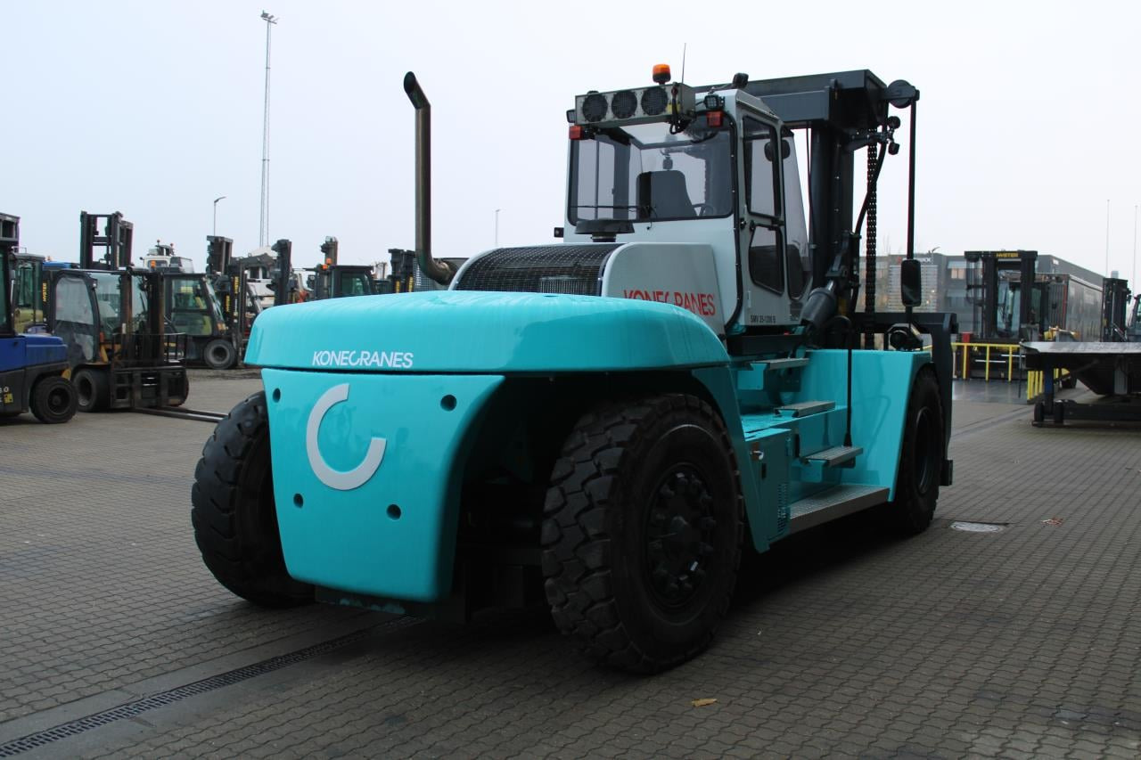 SMV SL25-1200B - Diesel forklift: picture 3 SMV SL25-1200B - Diesel forklift: picture 3