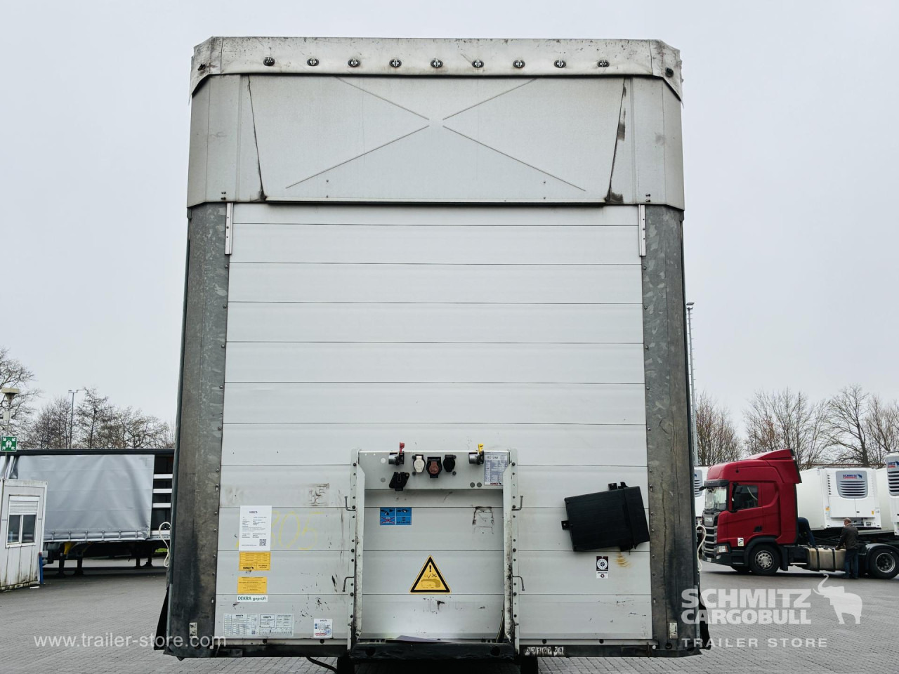 SCHMITZ Auflieger Curtainsider Mega - Curtainsider semi-trailer: picture 3 SCHMITZ Auflieger Curtainsider Mega - Curtainsider semi-trailer: picture 3