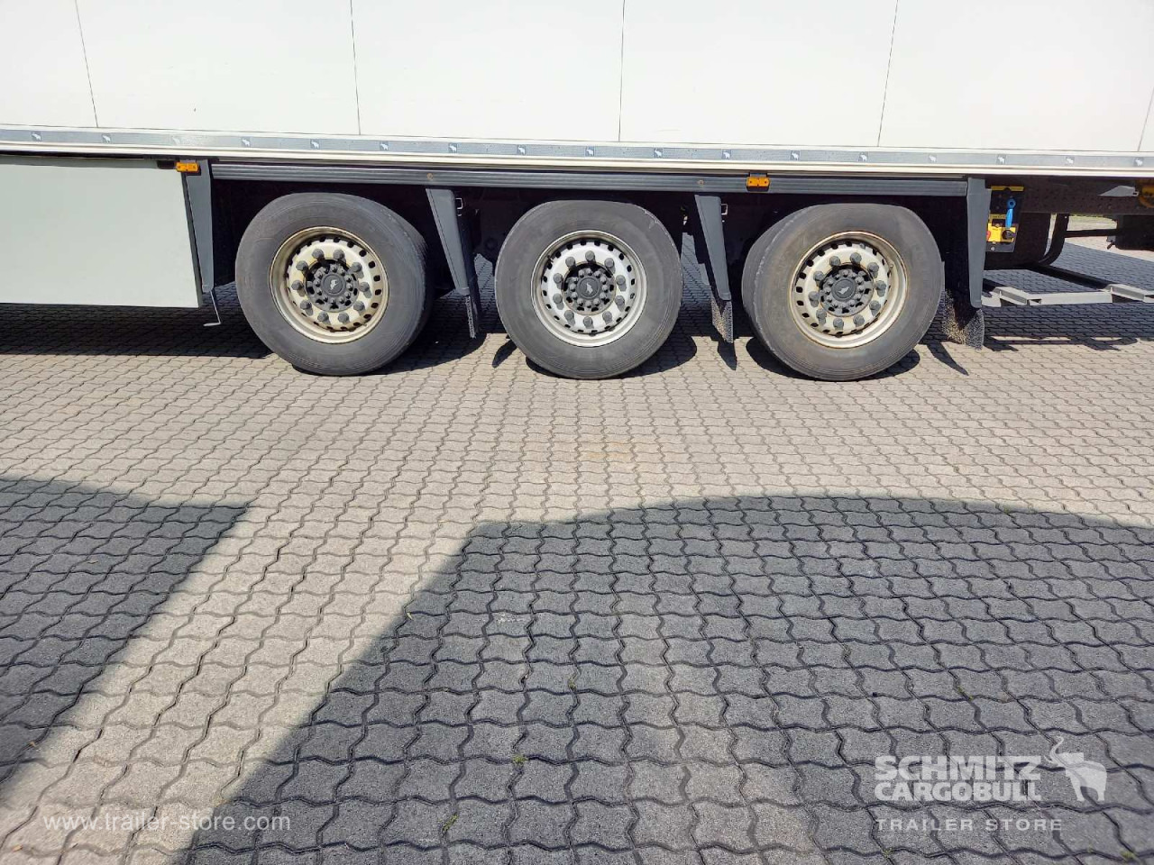 SCHMITZ Auflieger Tiefkühler Fleischhang - Isothermal semi-trailer: picture 4 SCHMITZ Auflieger Tiefkühler Fleischhang - Isothermal semi-trailer: picture 4