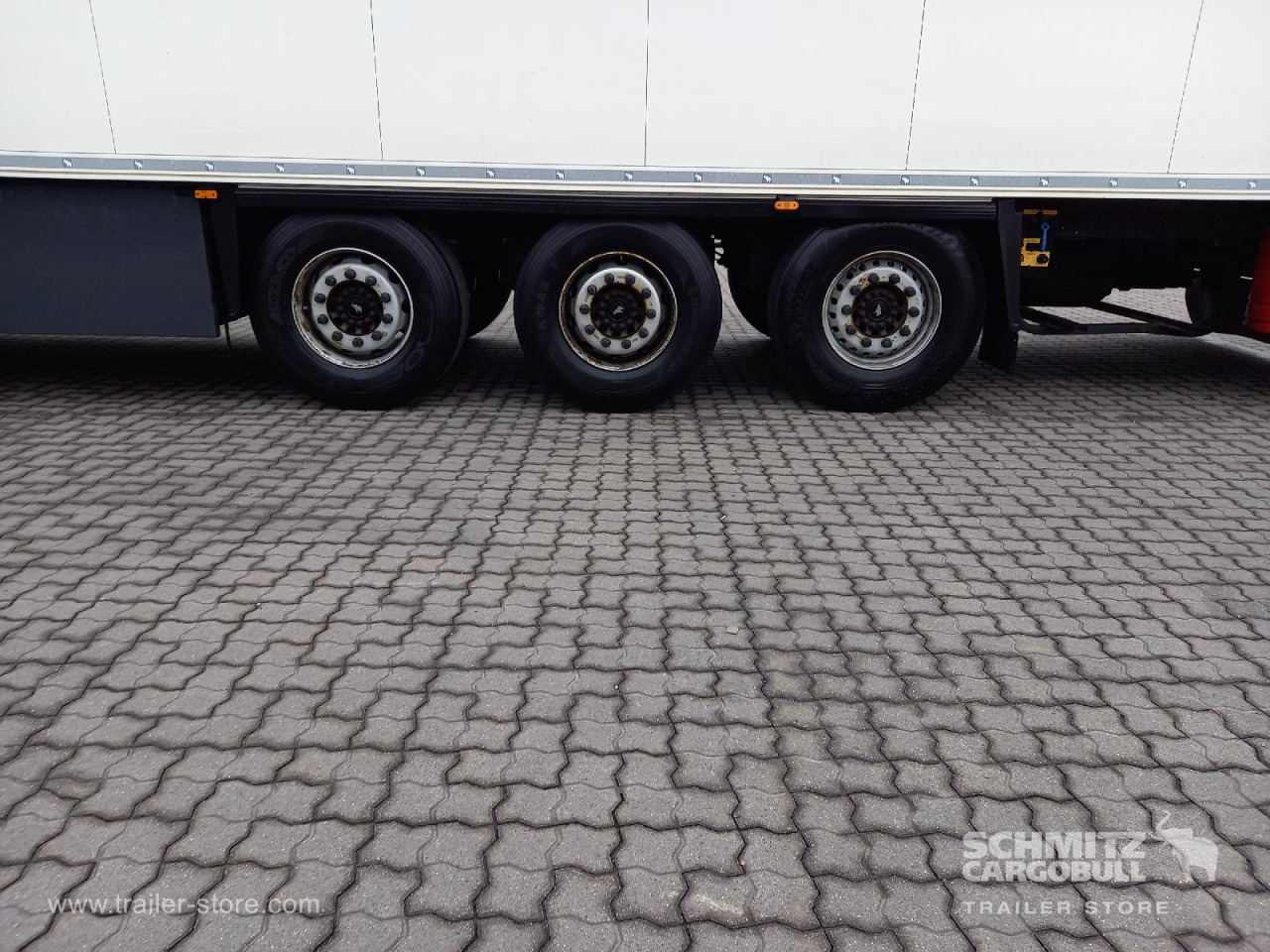 SCHMITZ Auflieger Tiefkühler Standard Double deck - Isothermal semi-trailer: picture 2 SCHMITZ Auflieger Tiefkühler Standard Double deck - Isothermal semi-trailer: picture 2