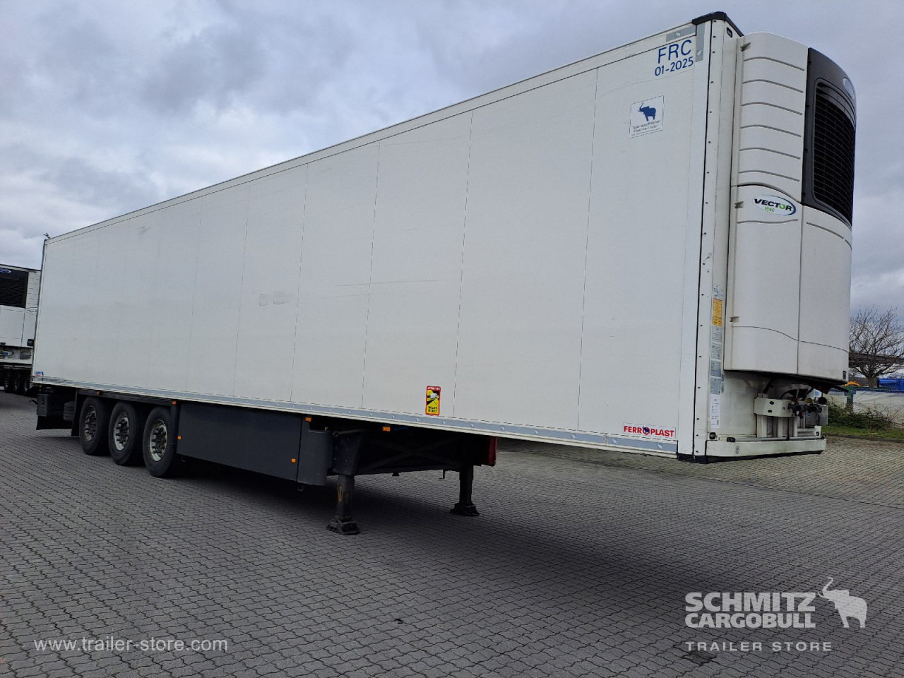 SCHMITZ Auflieger Tiefkühler Standard Double deck - Isothermal semi-trailer: picture 1 SCHMITZ Auflieger Tiefkühler Standard Double deck - Isothermal semi-trailer: picture 1