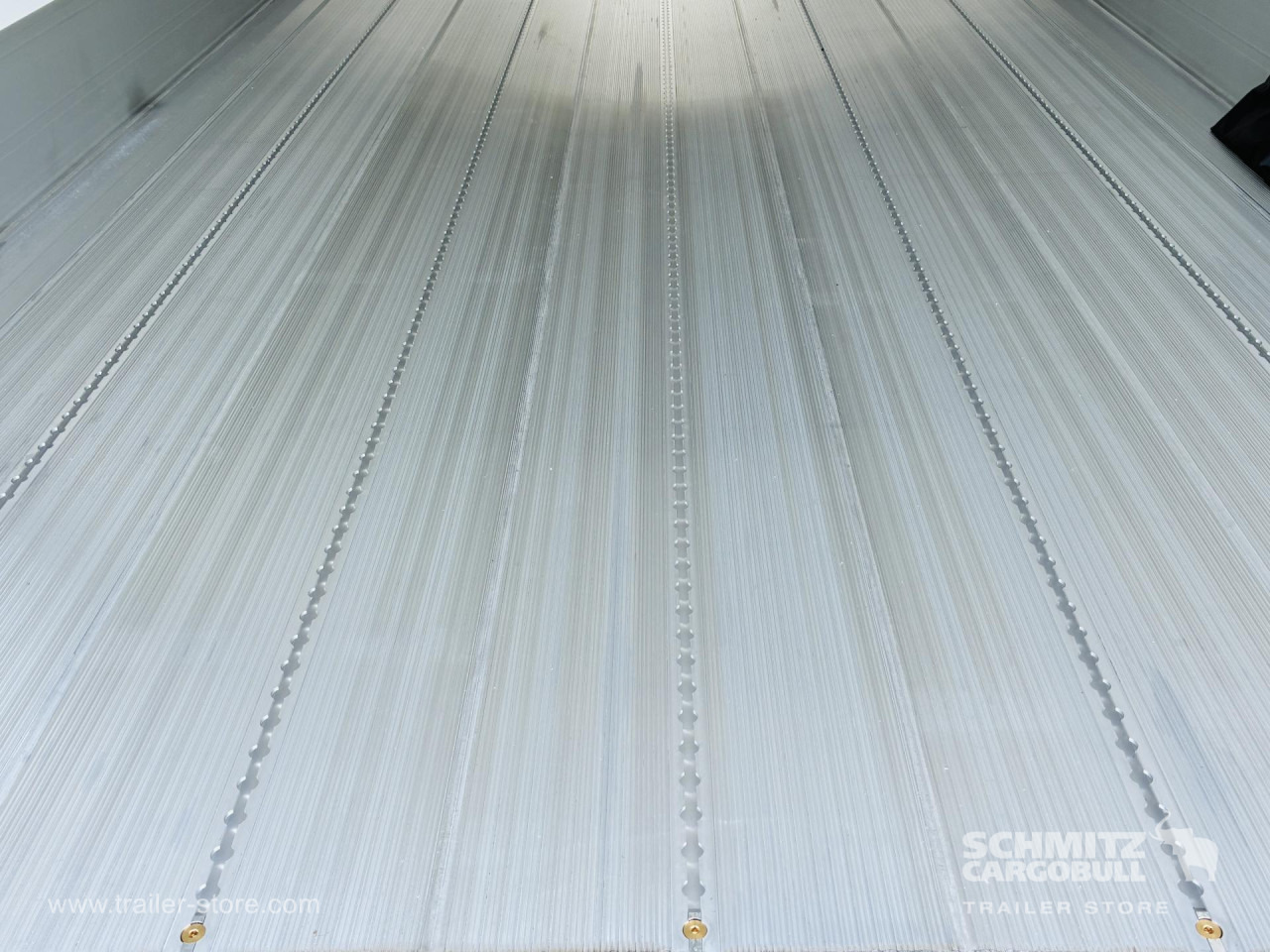 SCHMITZ Auflieger Tiefkühler Standard Taillift - Isothermal semi-trailer: picture 3 SCHMITZ Auflieger Tiefkühler Standard Taillift - Isothermal semi-trailer: picture 3