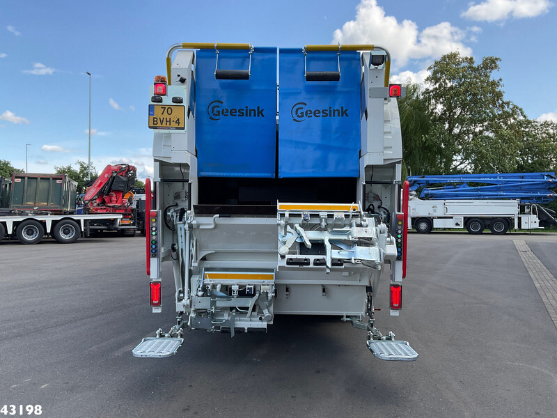 DAF FAG XD 300 Geesink 20m³ met Liftmate Instaplift - Garbage truck: picture 5 DAF FAG XD 300 Geesink 20m³ met Liftmate Instaplift - Garbage truck: picture 5