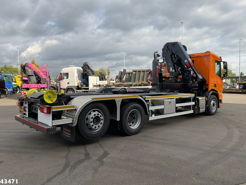 DAF FAN XD 450 Hiab 23 Tonmeter laadkraan - Hook lift truck, Crane truck: picture 5 DAF FAN XD 450 Hiab 23 Tonmeter laadkraan - Hook lift truck, Crane truck: picture 5