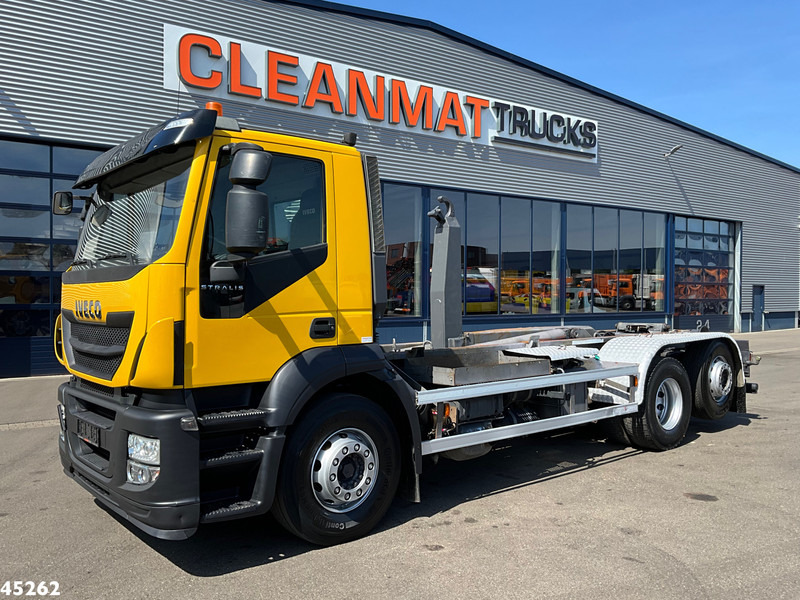 Iveco Stralis AD260SY 6x2 VDL 20 Ton haakarmsysteem - Hook lift truck: picture 2 Iveco Stralis AD260SY 6x2 VDL 20 Ton haakarmsysteem - Hook lift truck: picture 2