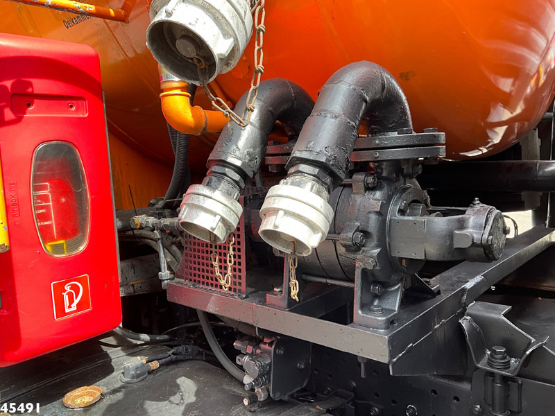 Vacuum truck MAN 26.400 Kroll 14.5m³ kolkenzuiger Euro 2 Manual Gearbox: picture 17