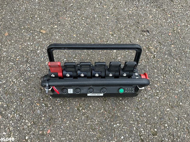 Leasing of Mercedes-Benz Actros 4141 8x4 manual Hiab 32 Tonmeter laadkraan + Fly-jib Mercedes-Benz Actros 4141 8x4 manual Hiab 32 Tonmeter laadkraan + Fly-jib: picture 12 Leasing of Mercedes-Benz Actros 4141 8x4 manual Hiab 32 Tonmeter laadkraan + Fly-jib Mercedes-Benz Actros 4141 8x4 manual Hiab 32 Tonmeter laadkraan + Fly-jib: picture 12