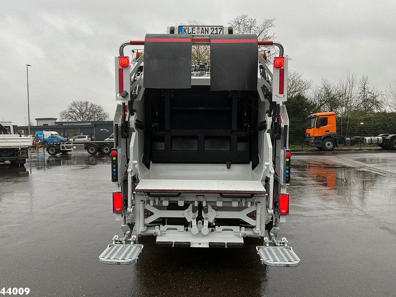 Mitsubishi Canter 9C18 Zoeller 7m³ - Garbage truck: picture 3 Mitsubishi Canter 9C18 Zoeller 7m³ - Garbage truck: picture 3