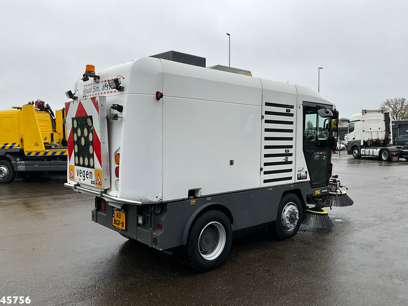 Ravo 580 with 3-rd brush - Road sweeper: picture 5 Ravo 580 with 3-rd brush - Road sweeper: picture 5