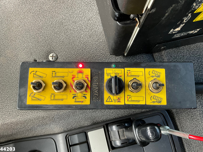 Hook lift truck Renault D-WIDE Euro 6 20 Ton haakarmsysteem: picture 17