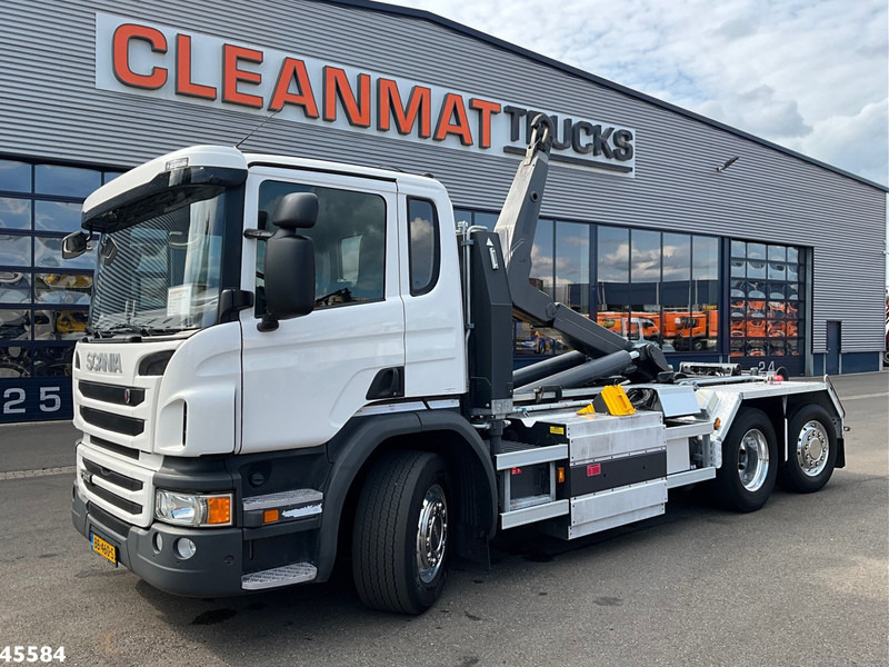 Scania P 340 Euro 6 CNG 21 Ton haakarmsysteem Just 140.611 km! - Hook lift truck: picture 1 Scania P 340 Euro 6 CNG 21 Ton haakarmsysteem Just 140.611 km! - Hook lift truck: picture 1