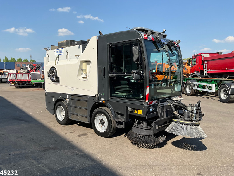 Schmidt Cleango 500 Compact Euro 6 - Road sweeper: picture 5 Schmidt Cleango 500 Compact Euro 6 - Road sweeper: picture 5