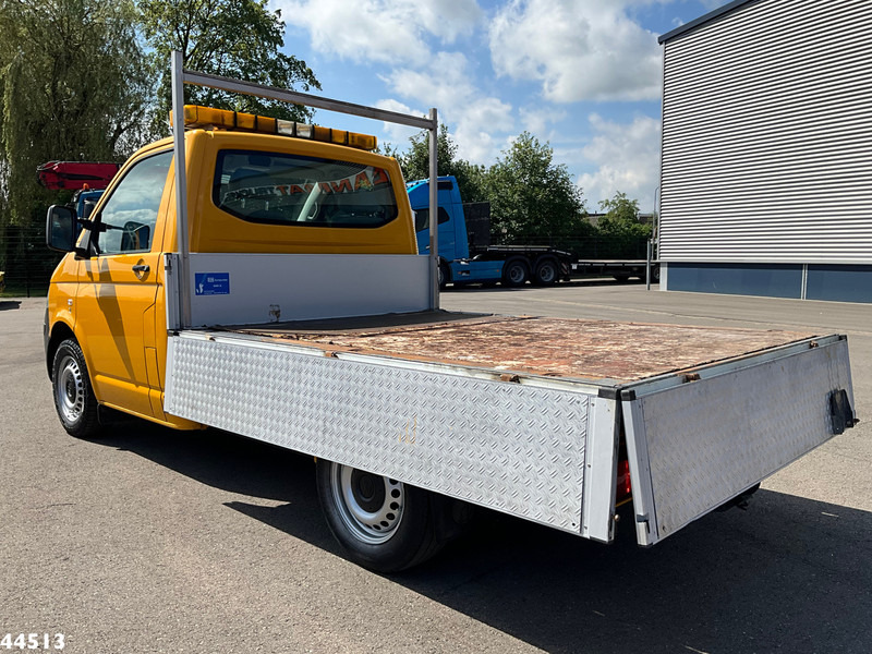 Volkswagen Transporter 2.0 300 Manual - Dropside/ Flatbed truck: picture 4 Volkswagen Transporter 2.0 300 Manual - Dropside/ Flatbed truck: picture 4