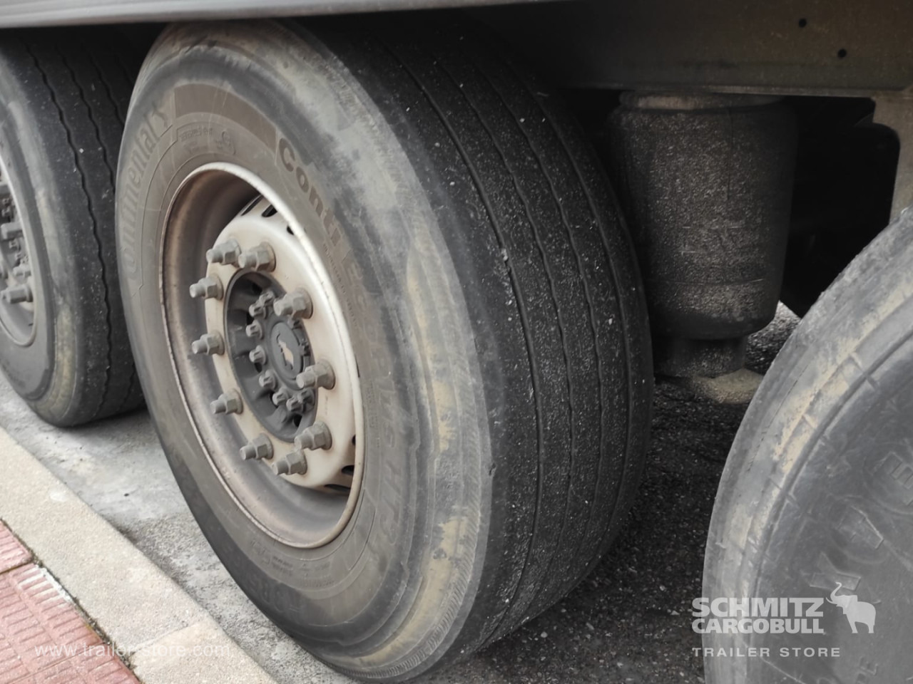 SCHMITZ Semiremolque Frigo Standard - Isothermal semi-trailer: picture 3 SCHMITZ Semiremolque Frigo Standard - Isothermal semi-trailer: picture 3