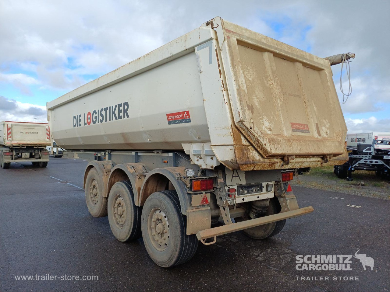 LANGENDORF Auflieger Kipper Stahlrundmulde 24m³ - Tipper semi-trailer: picture 5 LANGENDORF Auflieger Kipper Stahlrundmulde 24m³ - Tipper semi-trailer: picture 5