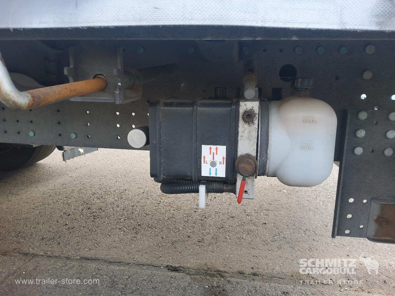 SCHMITZ Auflieger Curtainsider Mega - Curtainsider semi-trailer: picture 3 SCHMITZ Auflieger Curtainsider Mega - Curtainsider semi-trailer: picture 3