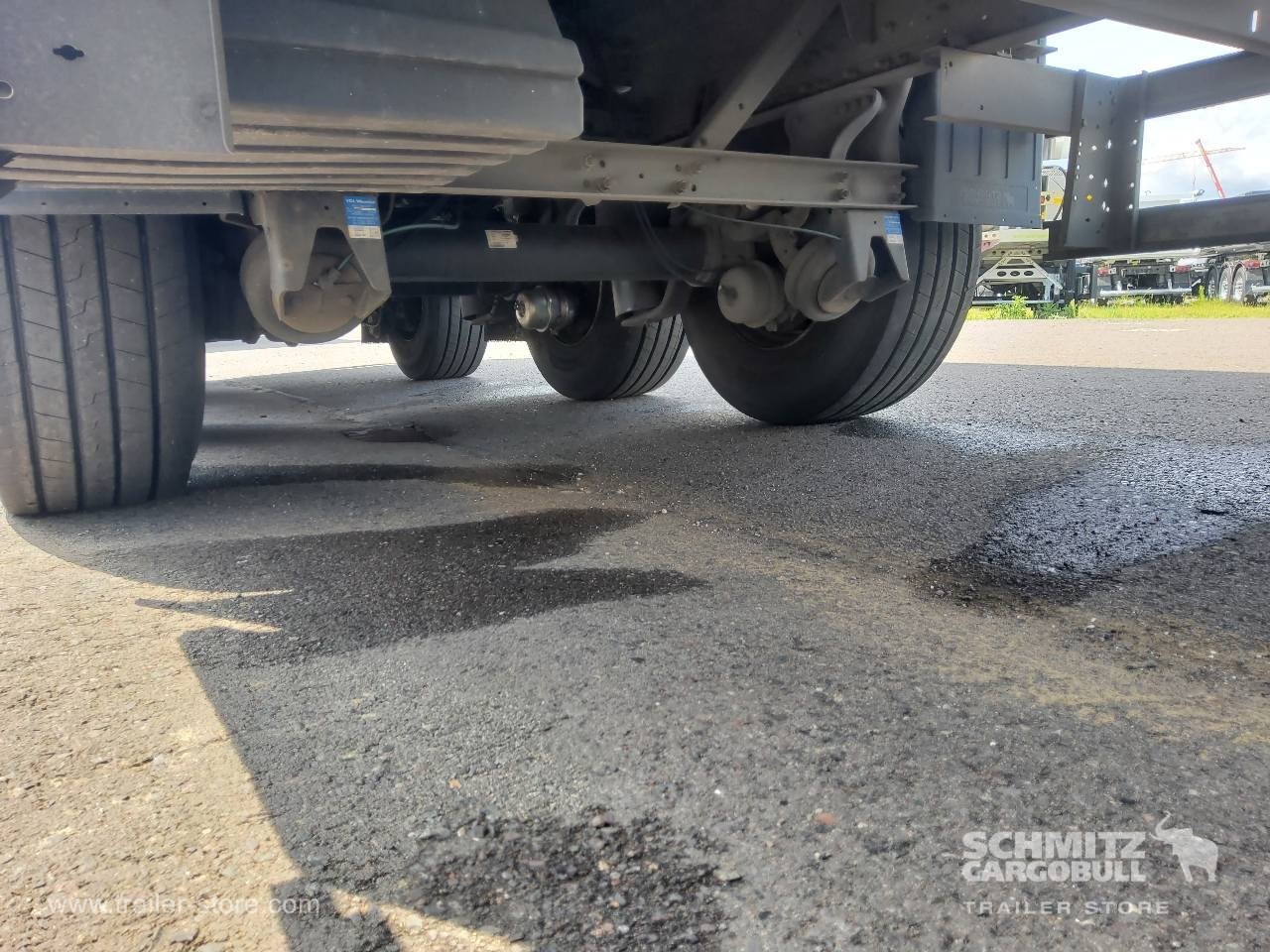 SCHMITZ Auflieger Curtainsider Standard Forklift holder - Curtainsider semi-trailer: picture 5 SCHMITZ Auflieger Curtainsider Standard Forklift holder - Curtainsider semi-trailer: picture 5