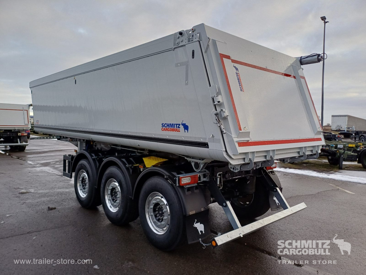 SCHMITZ Auflieger Kipper Alukastenmulde Insulated - Tipper semi-trailer: picture 3 SCHMITZ Auflieger Kipper Alukastenmulde Insulated - Tipper semi-trailer: picture 3
